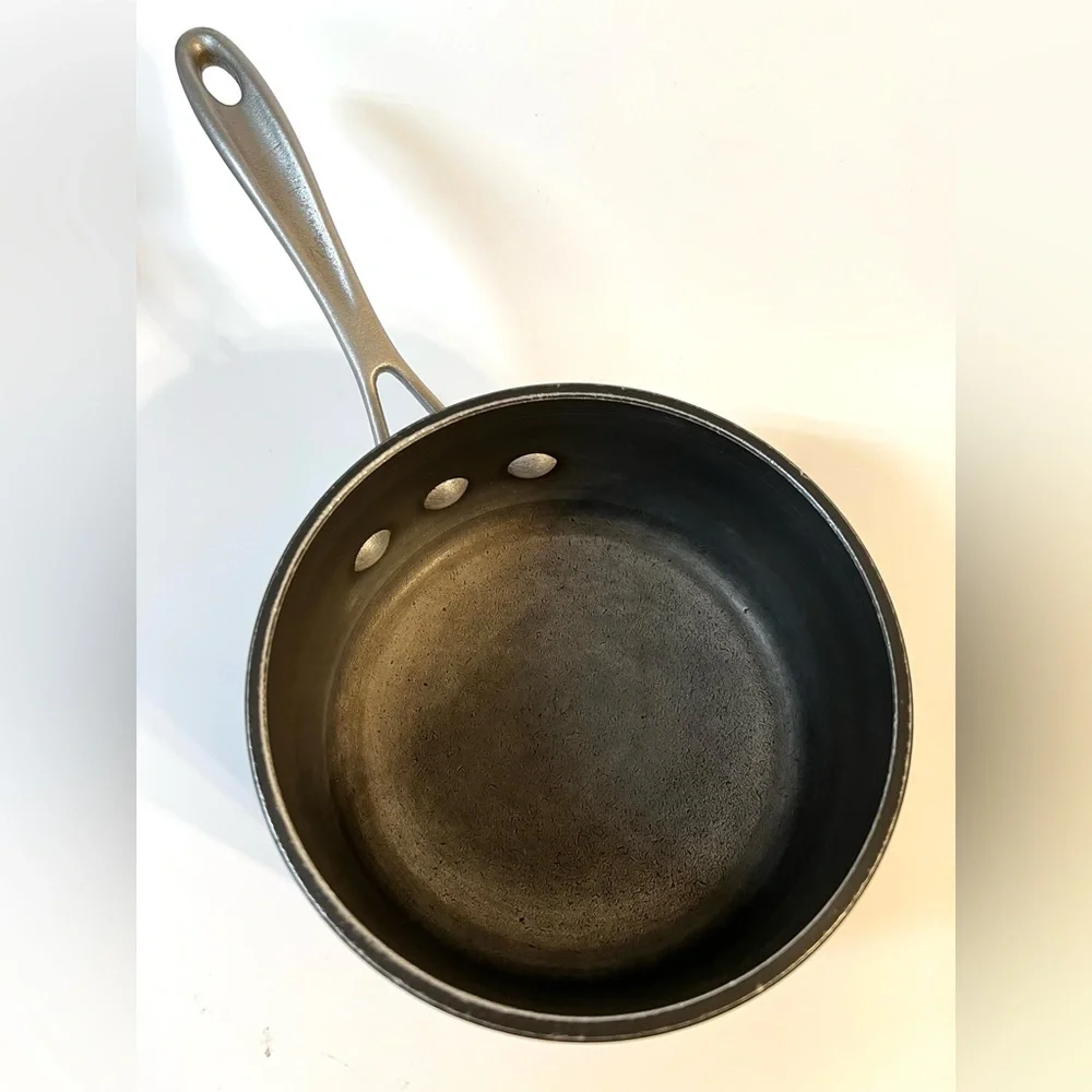 Calphalon Aluminum Saucepan w/Handle 1.5 Qt w/o Lid Toledo Ohio USA 8701 3 in
